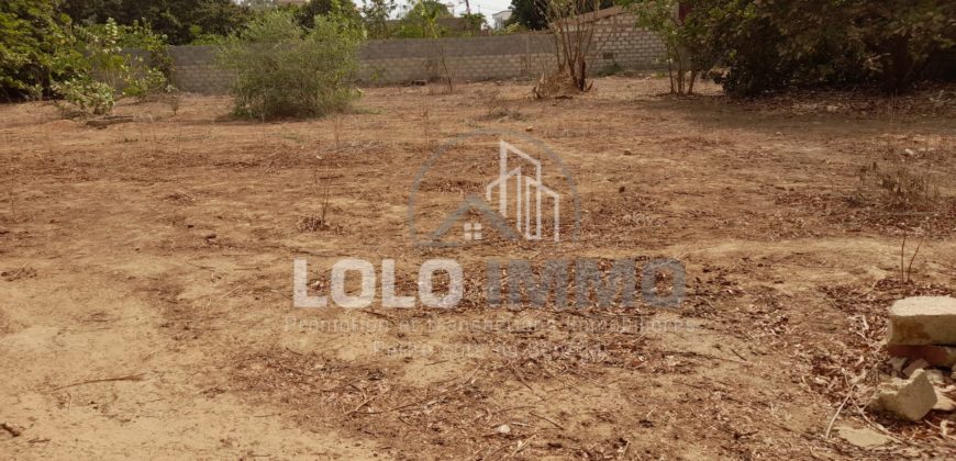 Ngaparou – Terrain constructible de 588 m2 à vendre
