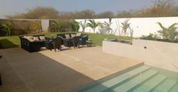 Ngaparou belle villa contemporaine de 5 chambres avec piscine