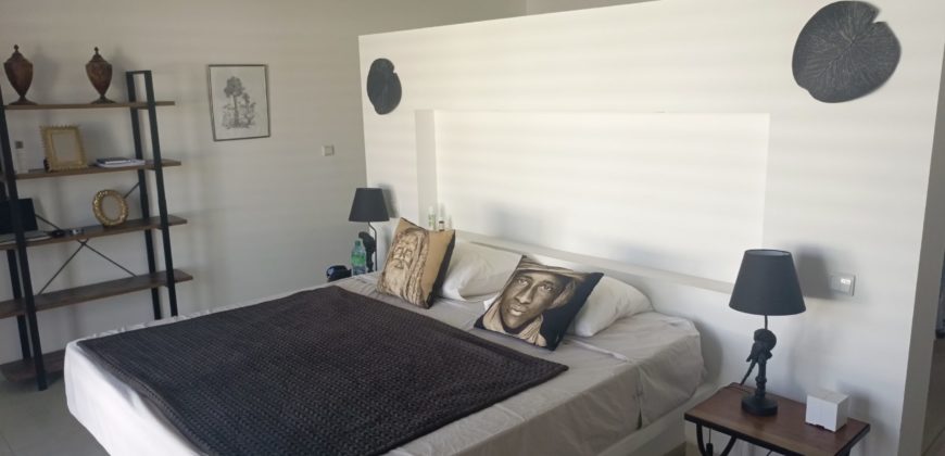 Ngaparou belle villa contemporaine de 5 chambres avec piscine