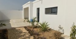 Ngaparou belle villa contemporaine de 5 chambres avec piscine