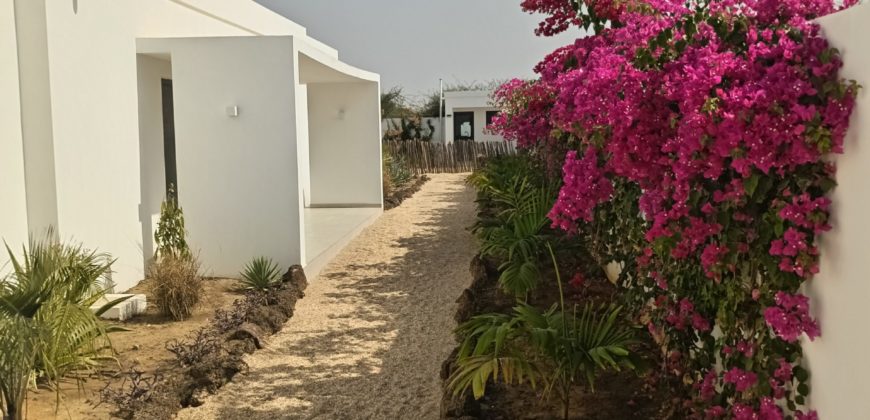 Ngaparou belle villa contemporaine de 5 chambres avec piscine
