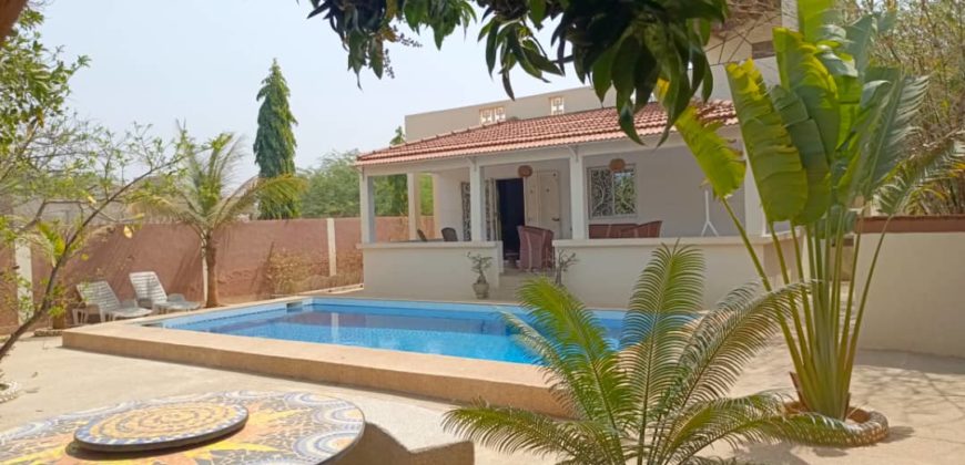 Somone villa de 3 chambres avec piscine sur une parcelle de 600m2