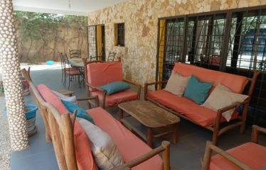 Popenguine – villa de 3 chambres à 700 mde la mer à vendre.