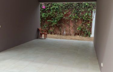 Ngaparou – Villa contemporaine plain pied 4 chambres avec piscine à vendre.BV474.