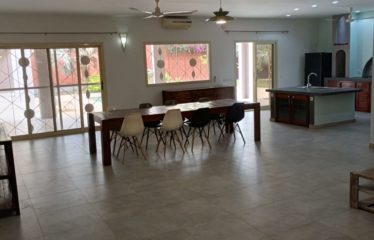 Ngaparou – Villa contemporaine plain pied 4 chambres avec piscine à vendre.BV474.