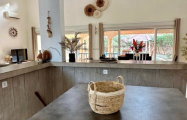 Ngaparou – Villa 3 chambres avec piscine en résidence privée à vendre.BV492.