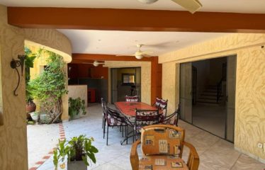 Somone – Villa d’architecte 4 chambres avec piscine à vendre.BV482.