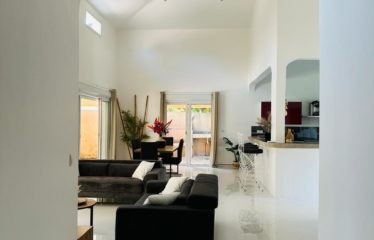 Ngaparou – Villa 3 chambres avec piscine en résidence privée à vendre.BV492.