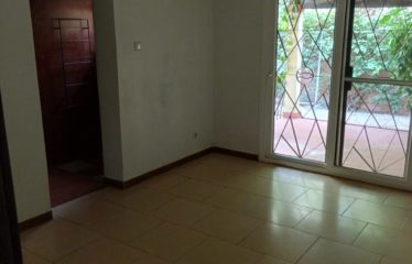 Saly – Villa 4 chambres avec piscine à louer.BV486.