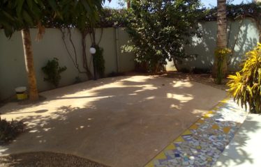 SALY : Villa 4 chambres à vendre avec piscine proche des commodités