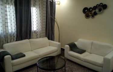 Saly – saly carrefour – villa 5 chambres Titre Foncier avec piscine à vendre.