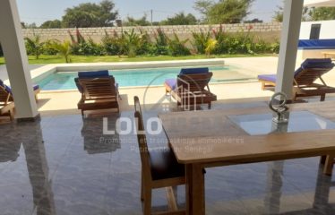 NGUÉRIGNE : Villa  contemporaine 4 chambres avec piscine sur un terrain de 1 672 m2 à vendre