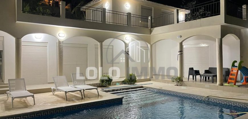 Ngaparou – Villa 3 chambres avec piscine deuxième ligne à vendre