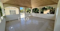 Ngaparou – Villa 3 chambres avec piscine deuxième ligne à vendre