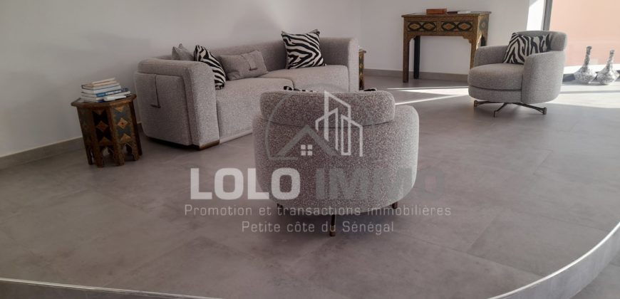 Nguérigne – Villa haut standing 5 chambres avec piscine à vendre.