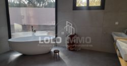 Nguérigne – Villa haut standing 5 chambres avec piscine à vendre.