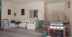 Ngaparou – Villa paisible au coeur d’un joyau arboré avec piscine à vendre