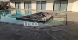 Nguérigne – Villa haut standing 5 chambres avec piscine à vendre.