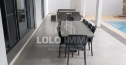 Sinthiane/Nguérigne – Villa plain-pied neuve 3 chambres avec piscine à vendre.