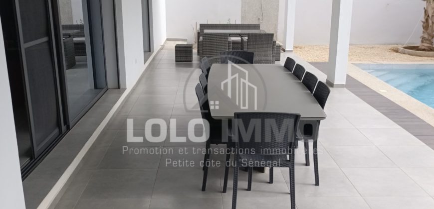 Sinthiane/Nguérigne – Villa plain-pied neuve 3 chambres avec piscine à vendre.
