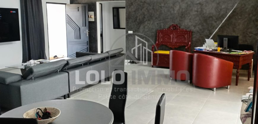 Sinthiane/Nguérigne – Villa plain-pied neuve 3 chambres avec piscine à vendre.