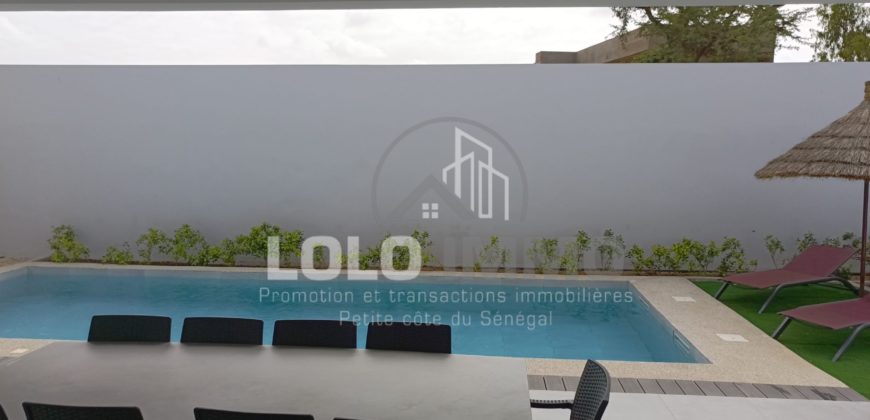 Sinthiane/Nguérigne – Villa plain-pied neuve 3 chambres avec piscine à vendre.