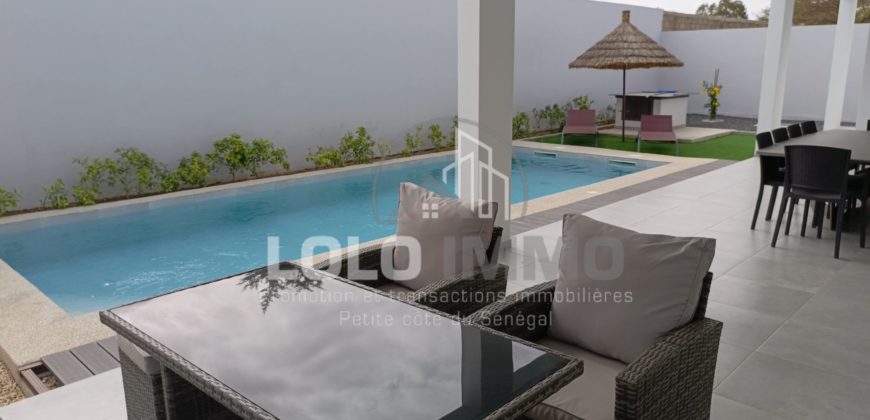 Sinthiane/Nguérigne – Villa plain-pied neuve 3 chambres avec piscine à vendre.
