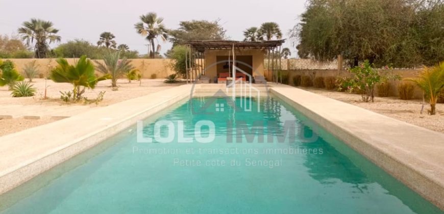 Yayem/ Sine Saloum  – magnifique maison d’architecte de 4 chambres  avec piscine à vendre