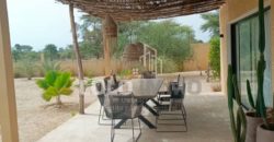 Yayem/ Sine Saloum  – magnifique maison d’architecte de 4 chambres  avec piscine à vendre