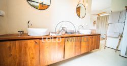Yayem/ Sine Saloum  – magnifique maison d’architecte de 4 chambres  avec piscine à vendre