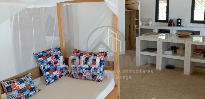 Palmarin – Belle propriété avec sa villa sur 5 959 m2 en bordure de plage à vendre.