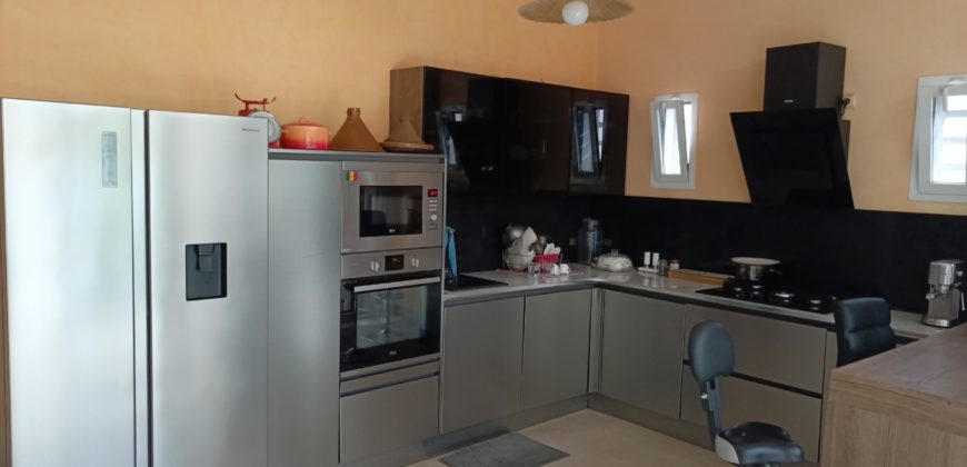 Ngaparou- Villa de 3 chambres avec piscine + 1 Appartement T3