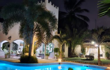Warang – magnifique Riad de 3 chambres avec piscine à vendre.BV404.