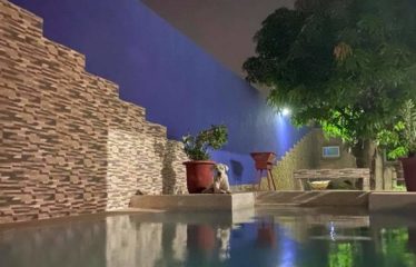 Nianing – villa de 6 chambres avec piscine à vendre.BV400.