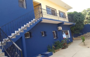 Nianing – villa de 6 chambres avec piscine à vendre.BV400.