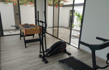 Nguerigne – PROMOTION – Villa neuve de 3 chambres et bureau avec piscine à vendre.BV409.