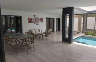 Nguerigne – PROMOTION – Villa neuve de 3 chambres et bureau avec piscine à vendre.BV409.