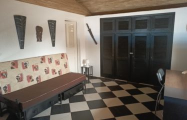 Nianing – villa de 6 chambres avec piscine en résidence à vendre.BV406.
