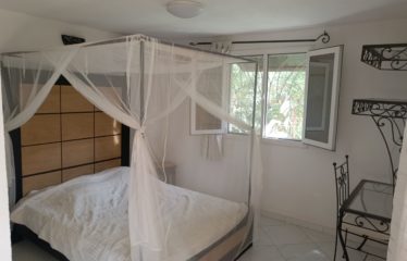Nianing – villa de 6 chambres avec piscine en résidence à vendre.BV406.
