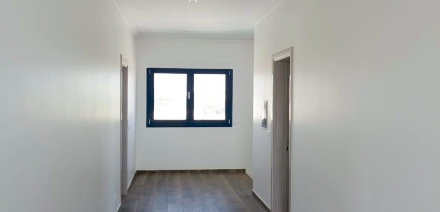 Somone villa contemporaine neuve de 5 chambres avec piscine
