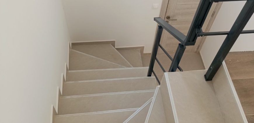 Somone villa contemporaine neuve de 5 chambres avec piscine