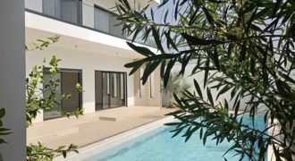 Somone villa contemporaine neuve de 5 chambres avec piscine