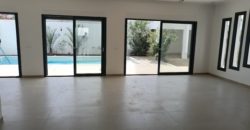 Somone villa contemporaine neuve de 5 chambres avec piscine