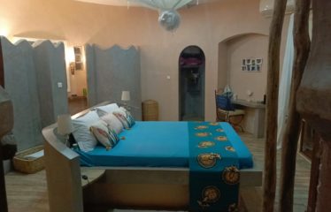 Ngaparou – sublime villa riad de 3 chambres + 1 dependance avec piscine à vendre. BV417.