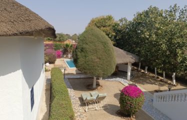 Warang – charmante villa avec piscine + 1 appartement T2  autonome à vendre