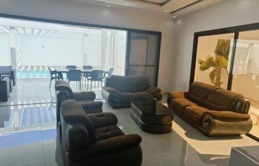 Nguerigne – Belle villa contemporaine de 3 chambres avec piscine à louer.BV426