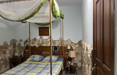 Popenguine – villa de 3 chambres en bordure de mer à vendre