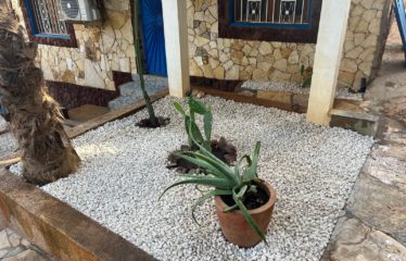 Popenguine – villa de 3 chambres en bordure de mer à vendre