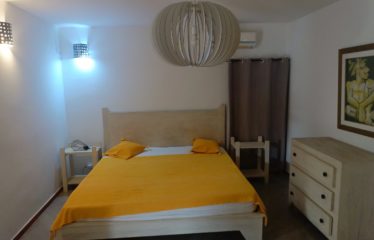 Saly charmante villa de 3 chambres avec piscine proche de la mer à vendre