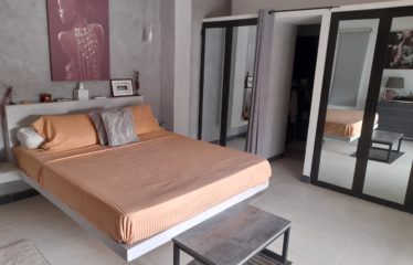 Nguerigne – Villa contemporaine de 4 chambres avec piscine à vendre.